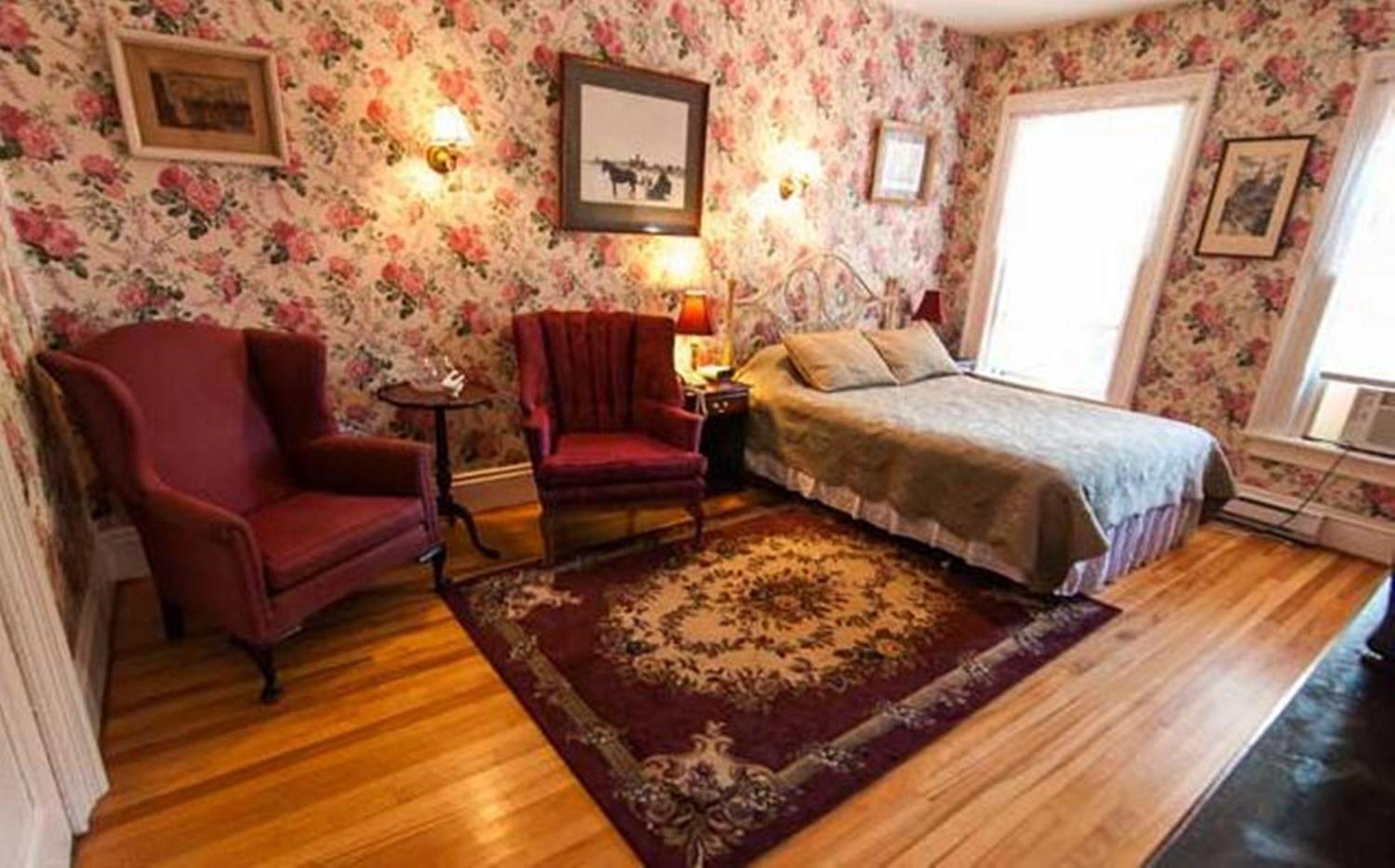 Carriage House Inn Fredericton Eksteriør bilde