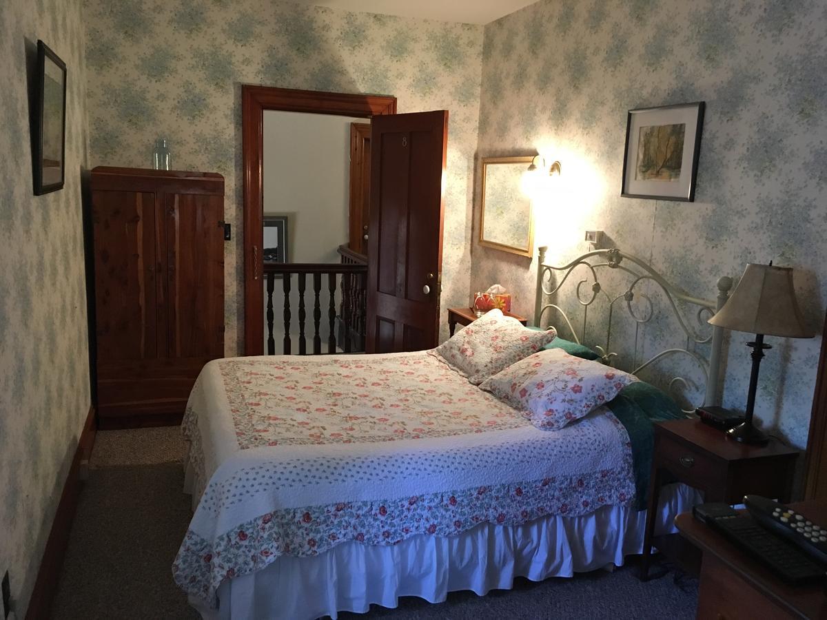 Carriage House Inn Fredericton Eksteriør bilde